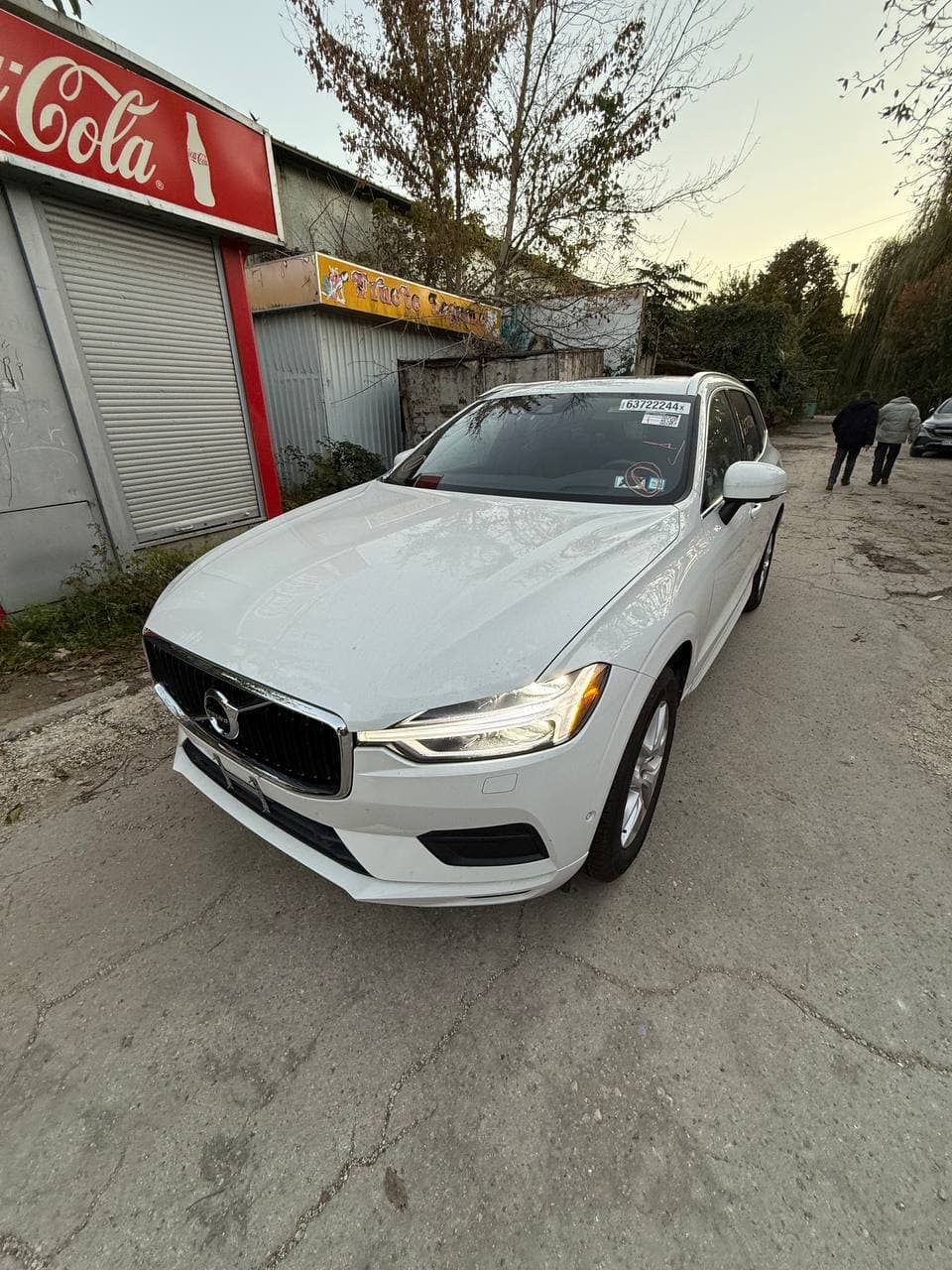Volvo XC60 T5 2018 — пригін з США в Україну